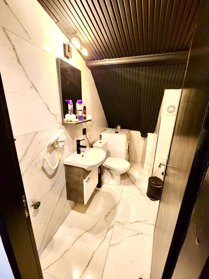 Mates Istiklal Suites Istanbul Exterior photo
